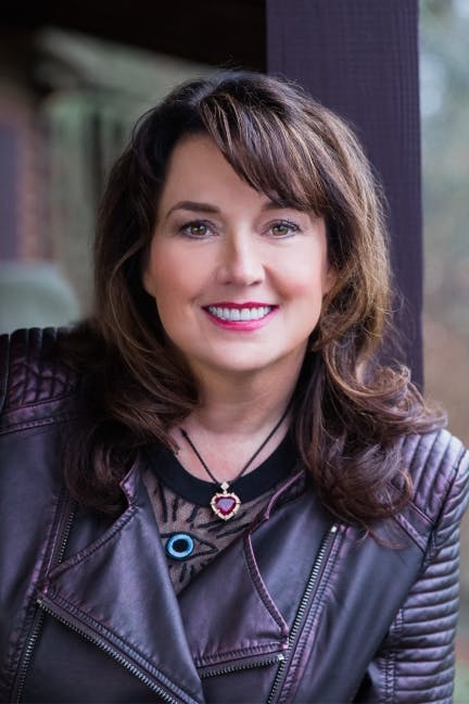 Photo of author Sherrilyn Kenyon